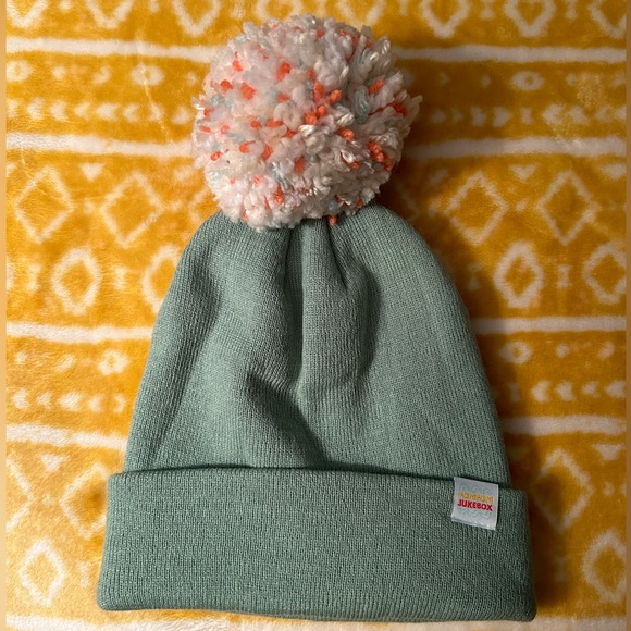 Pom Pom Jukebox - Beanie hat - sage green - Picture 1 of 3